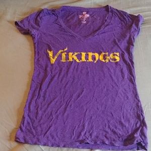 VS Pink MN Vikings tee